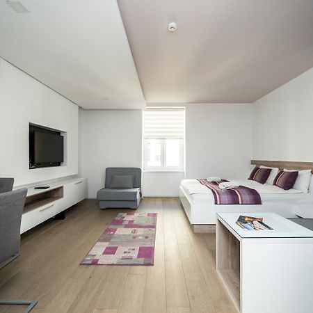 Modern And Design Apartments Near Cathedral Saraievo Exterior foto